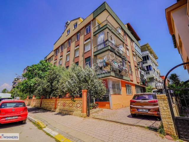 Tramvay Durağı Yanında Satılık Dubleks Daire