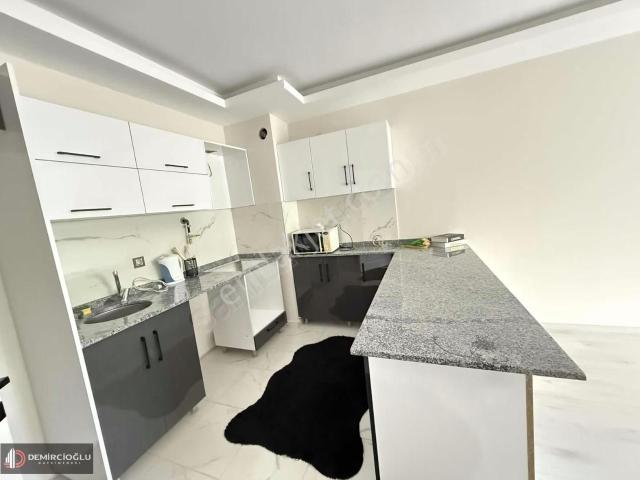 Tramvay Güzergahında 2+1 Full Eşyalı Kiralık Daire