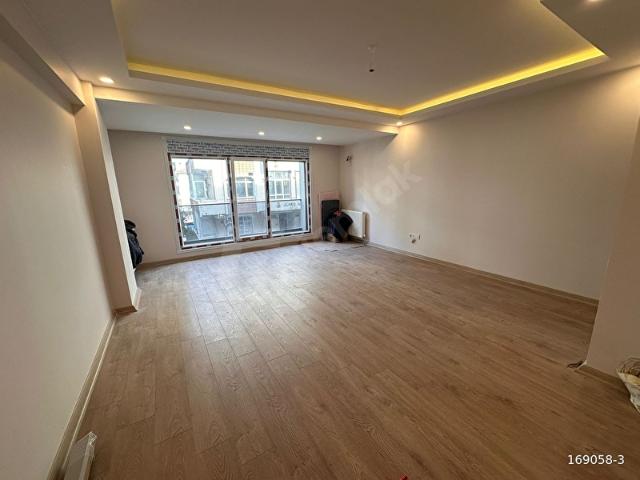 Tramvay Yakını Sıfır Ara Kat Ebeveyn Banyo 3+1 120m2 Lüks Daire