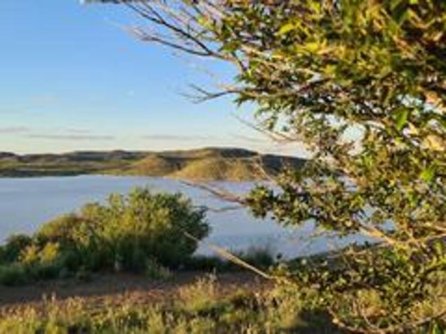 tranquil escape at gariep dam – a pr.