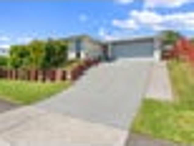 Tranquil living with rural charm