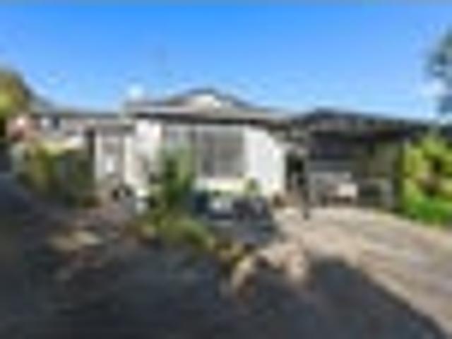 Tranquil, Sunny, Single Level Living