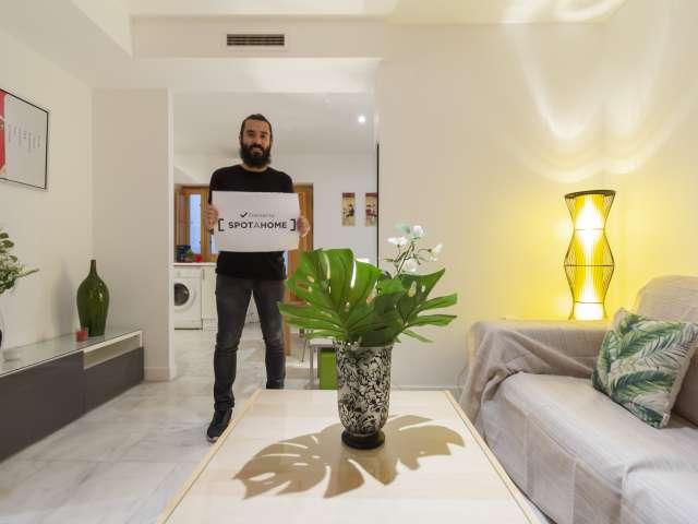 Tranquilo apartamento de 2 dormitorios en alquiler en Puerta del Ángel