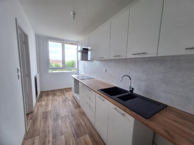 TRAPPES CENTRE – APPARTEMENT T2 RÉNOVÉ AVEC BALCON – PROCHE GARE