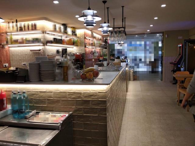 Venta de Bar Restaurante C3 en el Barcelona con Terraza Interna