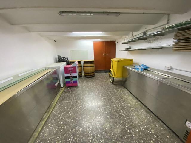 Traspaso take away/obrador con piso incluido El born