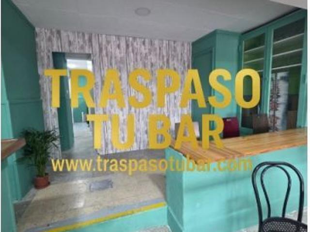 TRASPASO BAR 90m2 Santa Coloma