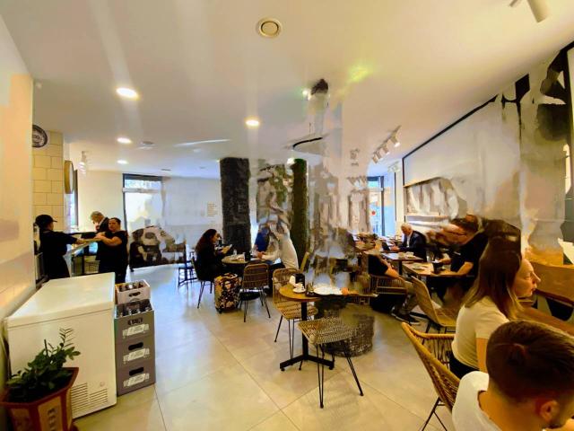 Traspaso Bar cafetería Chaflán lic C2 Fort Pienc