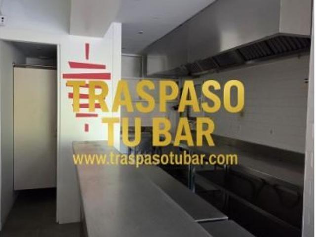 TRASPASO C3 CON TERRAZA DE 7 MESAS EN SARRIÀ, BARCELONA
