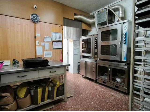 TRASPASO CON VENTA LOCAL