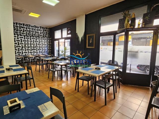 Traspaso de cafeteria restaurante, en funcionamiento