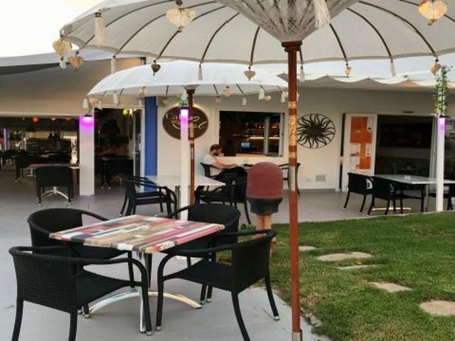 Traspaso de Local Comercial en Son Bou, Totalmente Equipado y Reformado