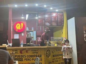 TRASPASO DE LOCAL COMERCIAL MALL PLAZA DE COMAS