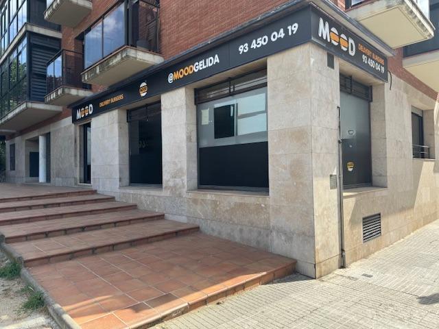 TRASPASO LOCAL COMERCIAL BUENA ZONA GELIDA