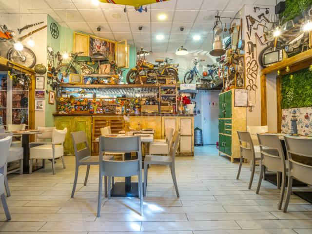 Traspaso Restaurante pizzeria: Alta rentabilidad, listo para operar y tamaño optimizado en Huelin