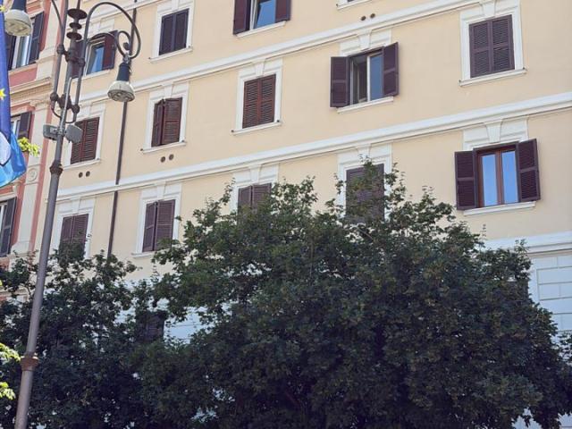 TRASTEVERE BILOCALE RISTRUTTURATO