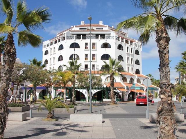 Trastero, Arona