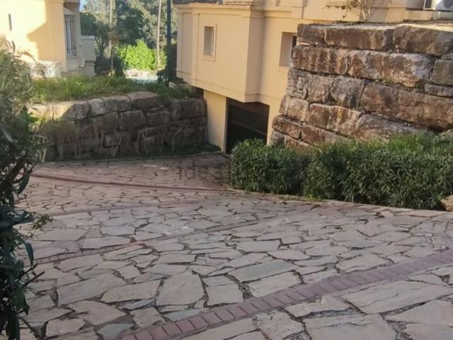 Trastero, Casares