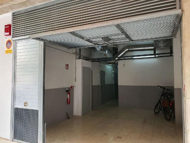 Trastero en venta en avenida Pallaresa, Santa Coloma de Gramanet, de 5 m² por 12.500