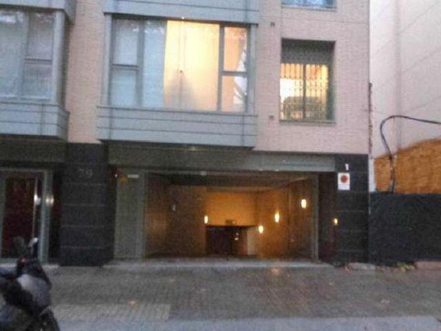 Trastero en venta en calle De Monturiol, Barcelona, de 5 m² por 3.600