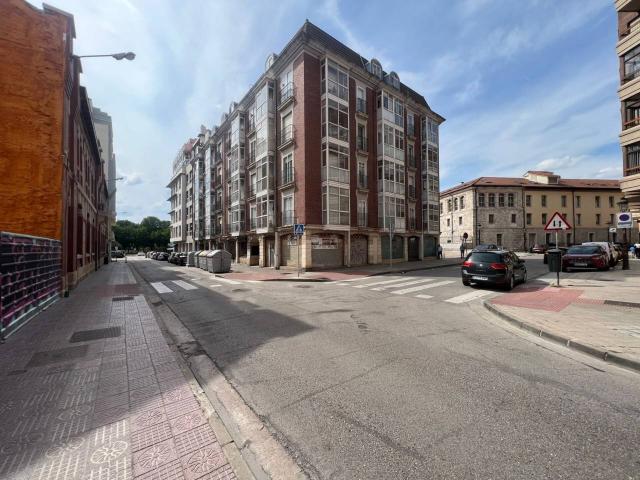 Trastero en venta en Plaza Vega San Pedro de Cardeña 09002