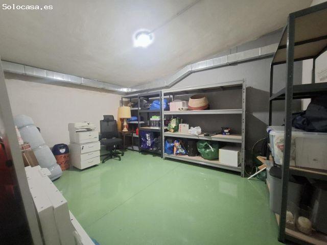 Trastero muy amplio en uno de los mejores edificios de La Cala