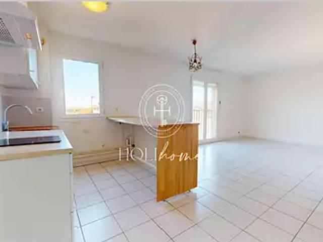 Trets 13530 Location appartement au dernier étage