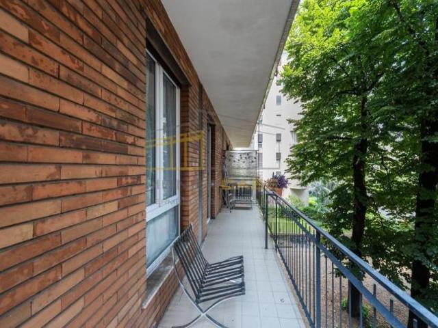 TRE LOCALI RISTTRUTTURATO