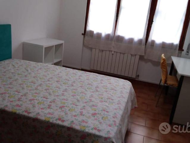 Tre singole via ottoboni