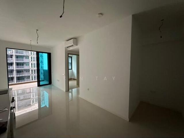 Treasure at Tampines Condominium For Rent, $3,599, 2 Bed 2 Bath 678 sqft $5.31 psf