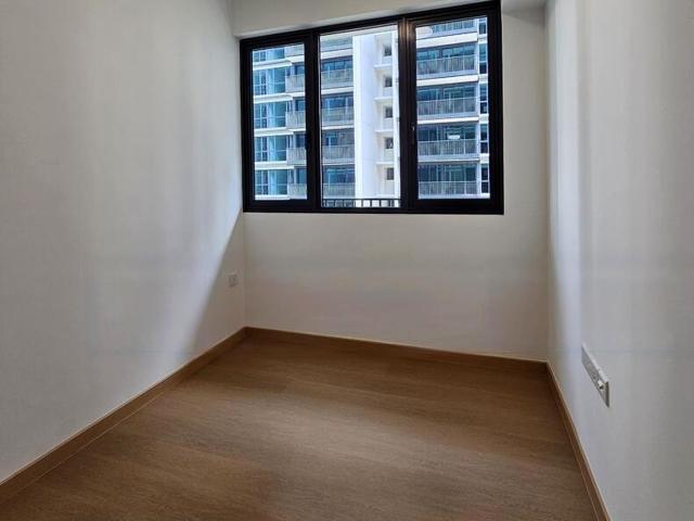 Treasure At Tampines D18, Condominium