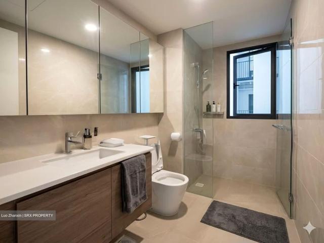 Treasure At Tampines D18, Condominium
