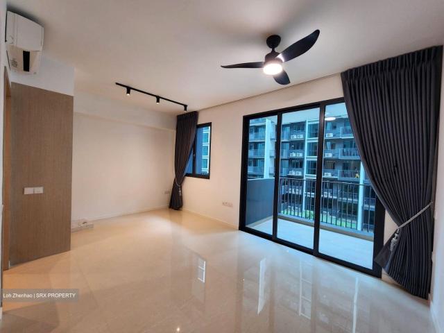 Treasure At Tampines D18, Condominium