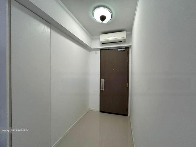 Treasure At Tampines D18, Condominium