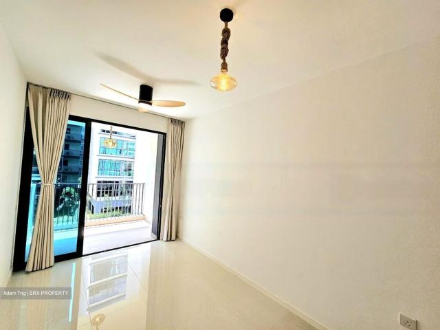 Treasure At Tampines D18, Condominium
