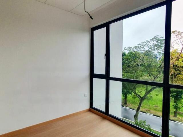 Treasure At Tampines D18, Condominium