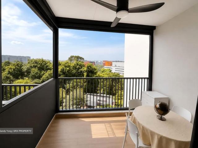 Treasure At Tampines D18, Condominium