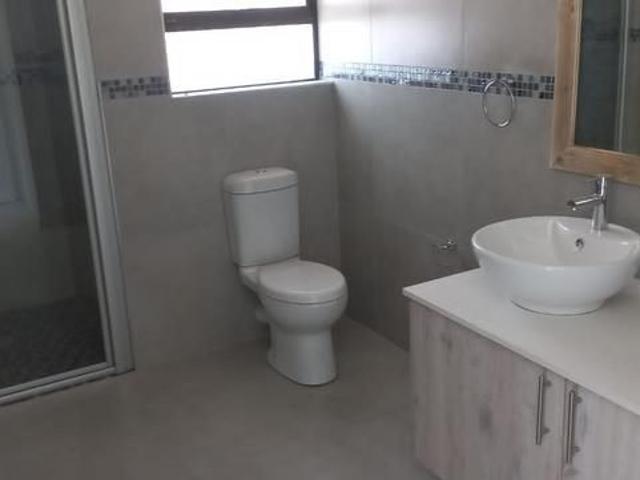 Treat yourself to this amazing retirement property at Koro Creek golf estate in Modimolle
