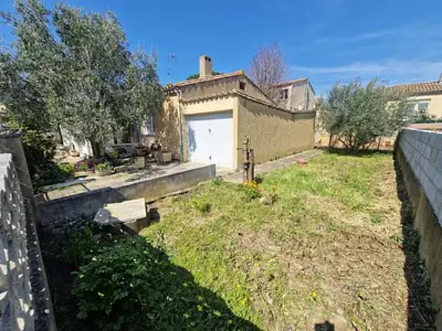 Trèbes 11800 Achat / Vente maison 3 pièces t3 au dernier étage terrasse