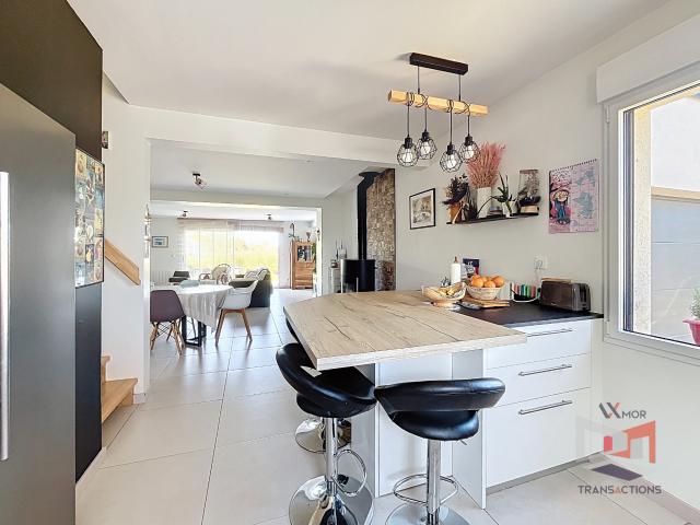 TREBEURDEN: Maison entièrement rénovée à proximité de la plage