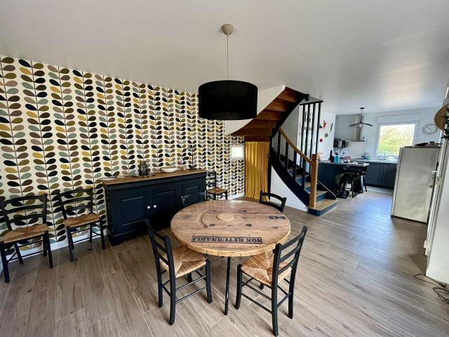 TREBEURDEN: Maison ancienne rénovée