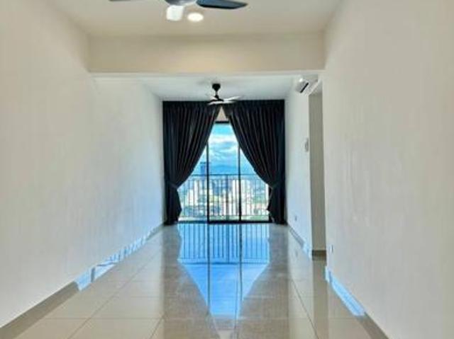 Tree O Sungai Ara Bayan Lepas For sale with 2 carparks side by side