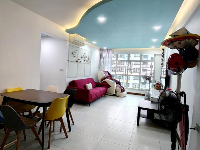 Treegrove@woodlands. HDB 4 Rooms