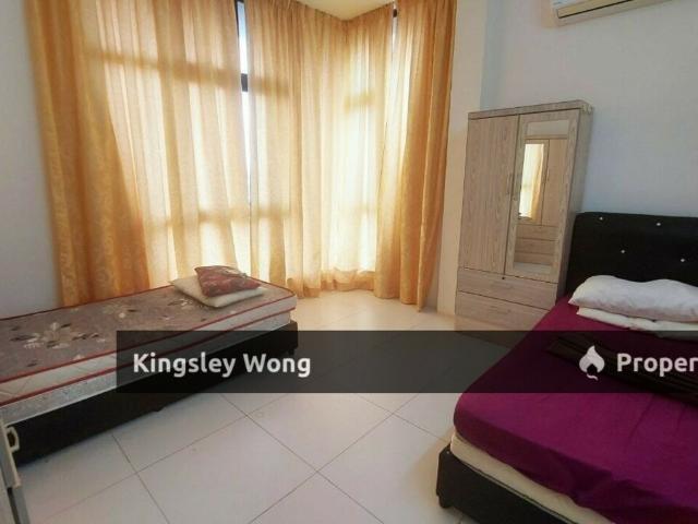 Treetops Residence Condo Freehold Fully Furnished High floor