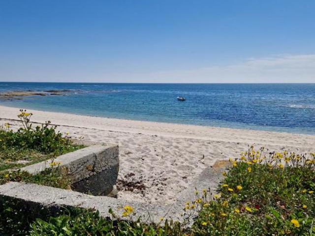 TREFFIAGAT: 2 maisons 10 pièces 190 m2, plage à pied