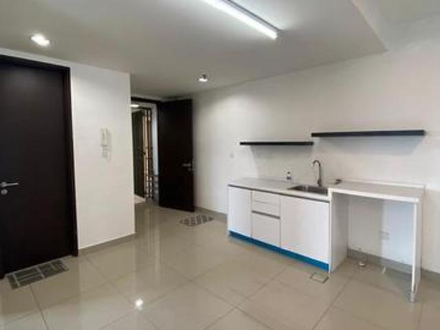 Trefoil Apartment Setia City Mall Corner Setia Alam Shah Alam