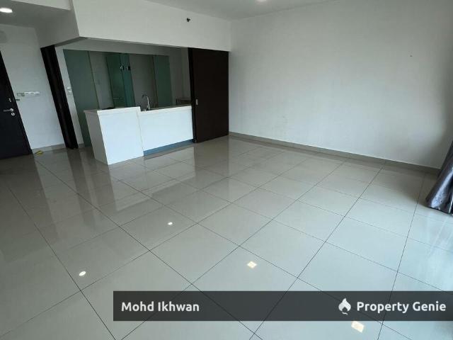 Trefoil Studio Unit
