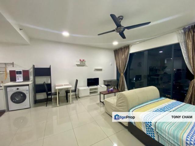 Trefoil Service Residence, Setia City