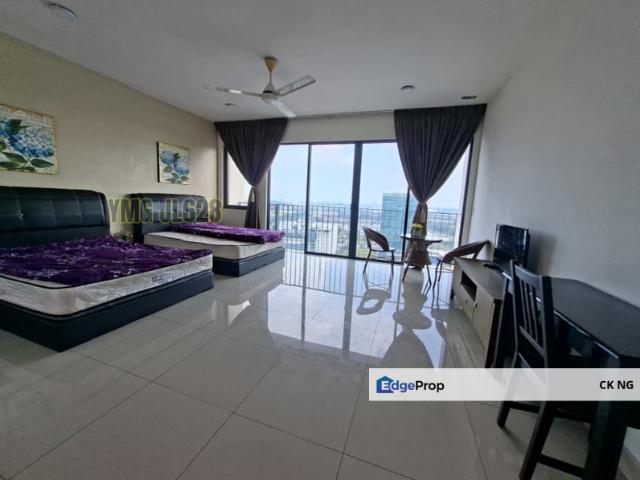 Trefoil Service Residence, Setia City