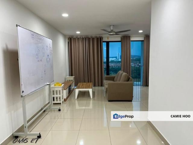 Trefoil Service Residence, Setia City